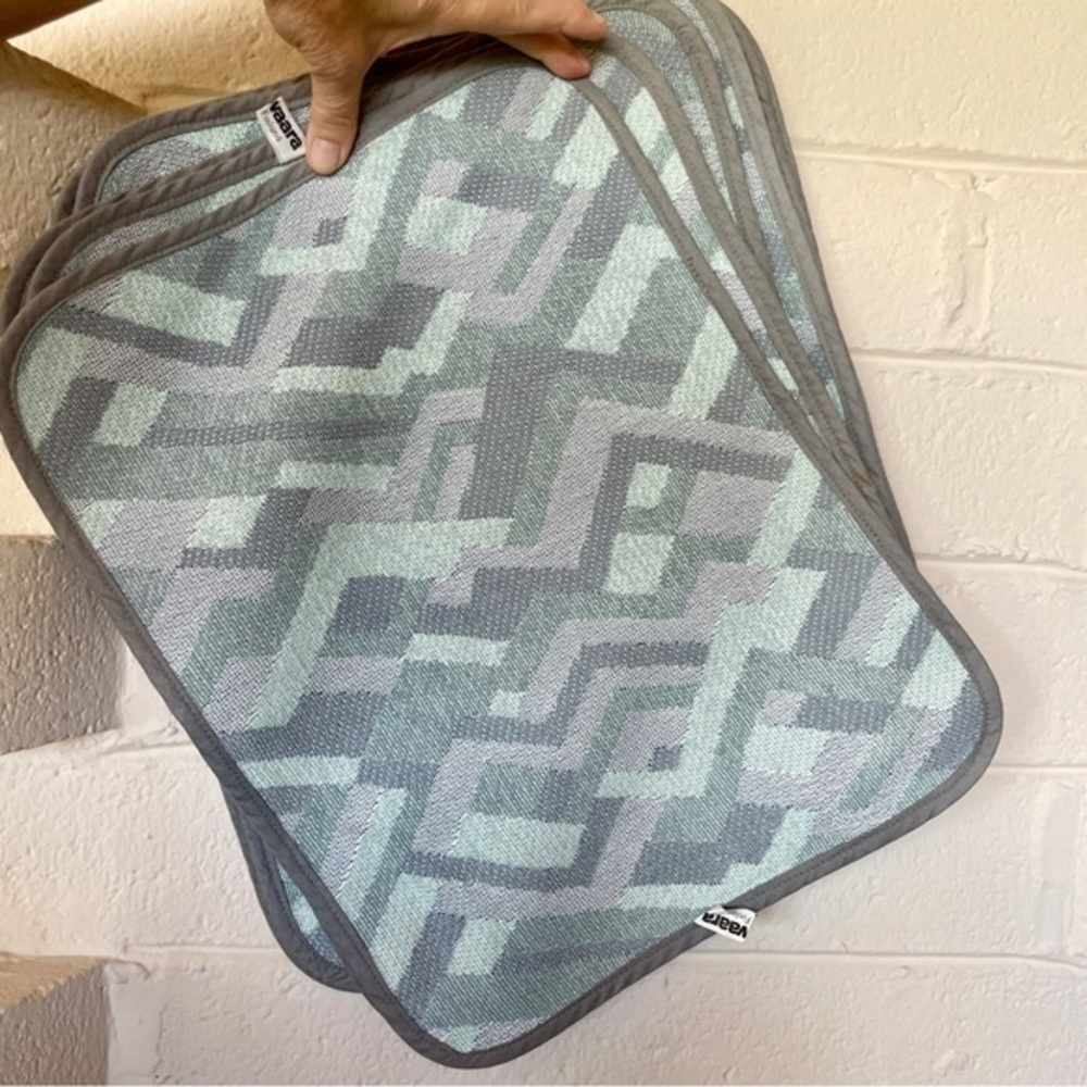 VINTAGE MESTO VAARA Placemats from Finland, Handwoven Linen, 8 Pieces‎